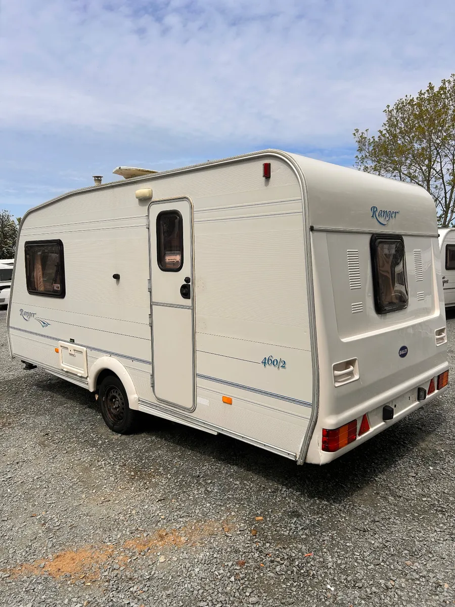 2 berth caravan - Image 1