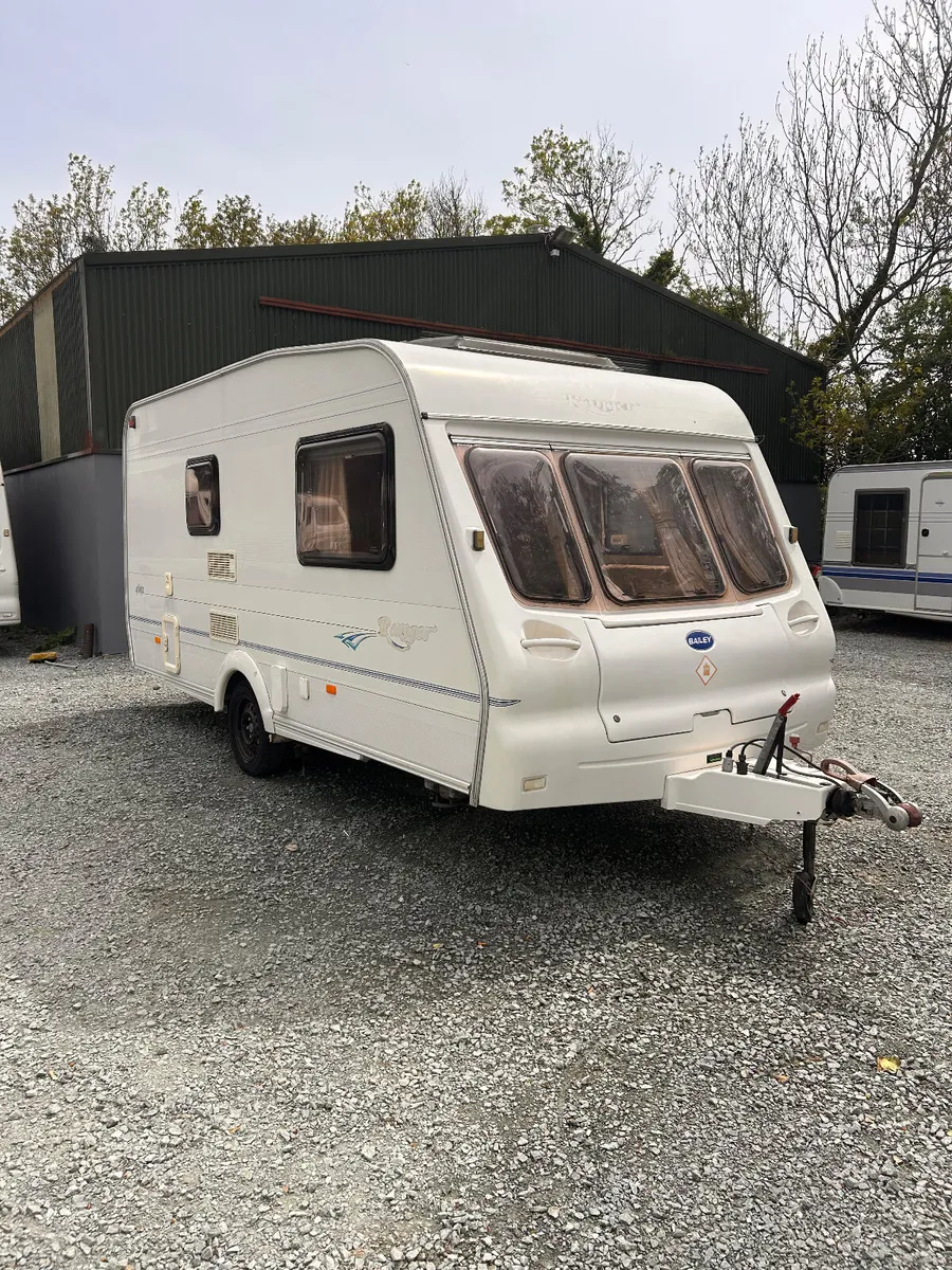 2 berth caravan - Image 3