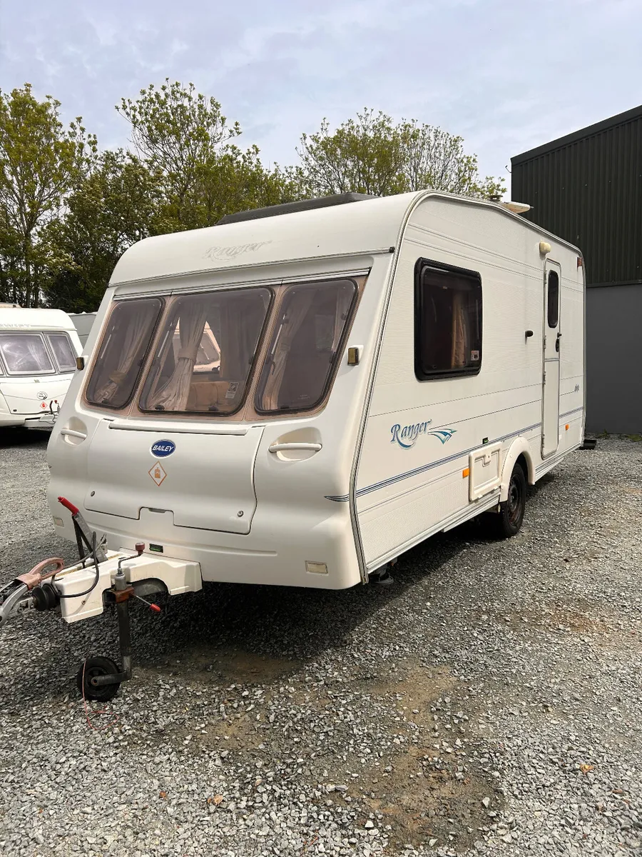 2 berth caravan - Image 4