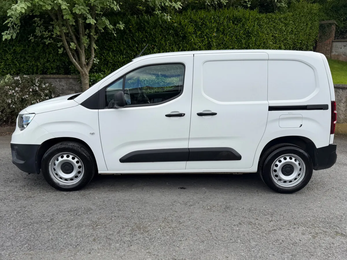 2021 Vauxhall Combo L1H1 2300 Dynamic - Image 2