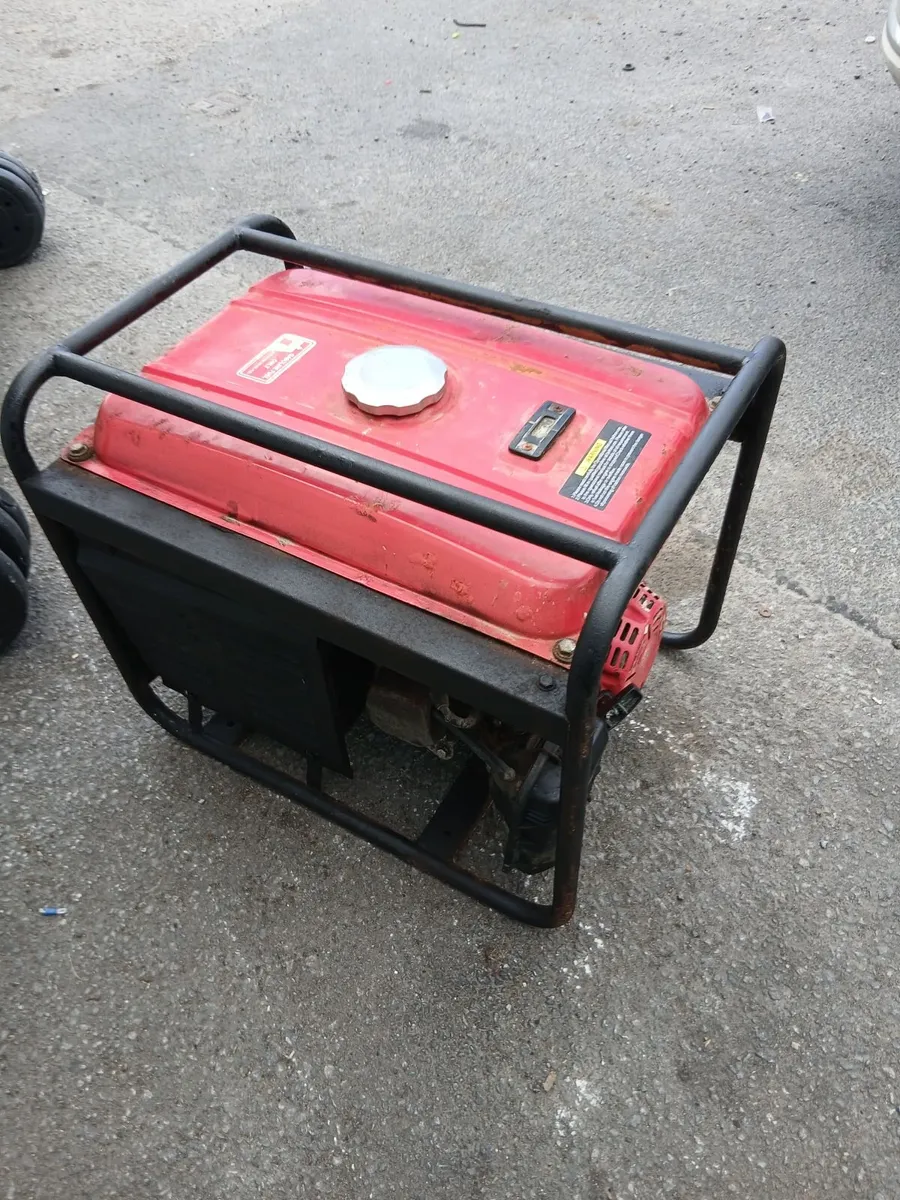 Big generator working perfect priced - Image 3