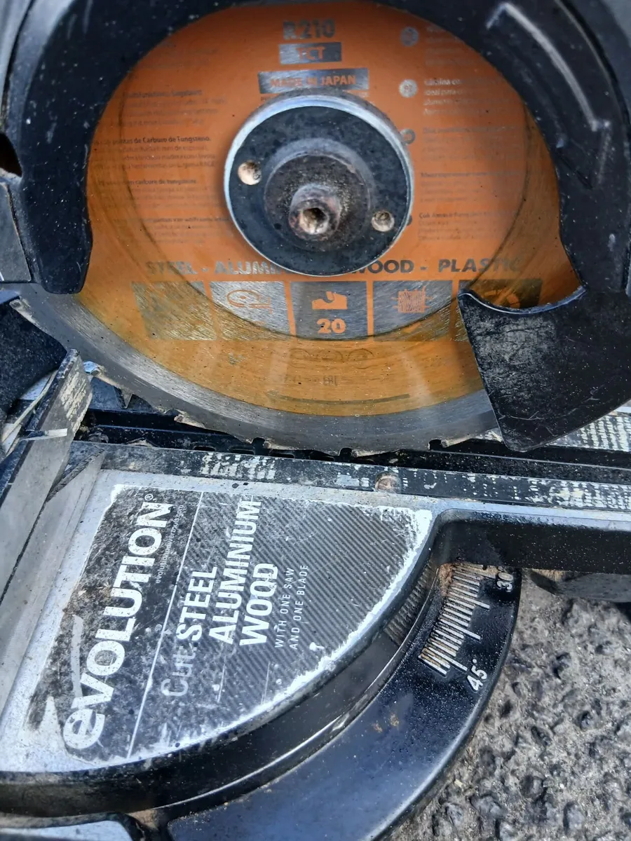 Evolution chop saw working perfect priced - Image 2