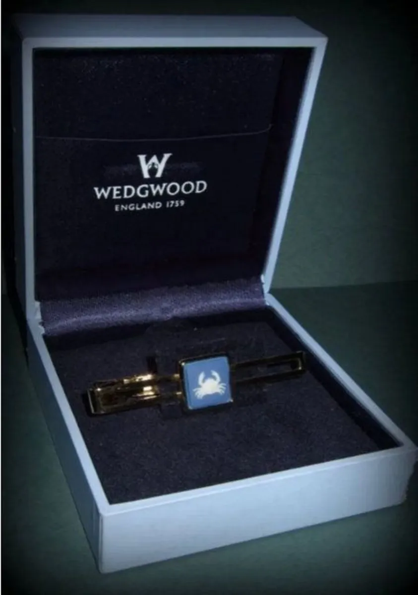 Vintage Authentic Wedgewood Gold Trimmed Tie Pin's - Image 1