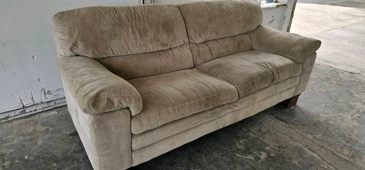 Couch - Image 1