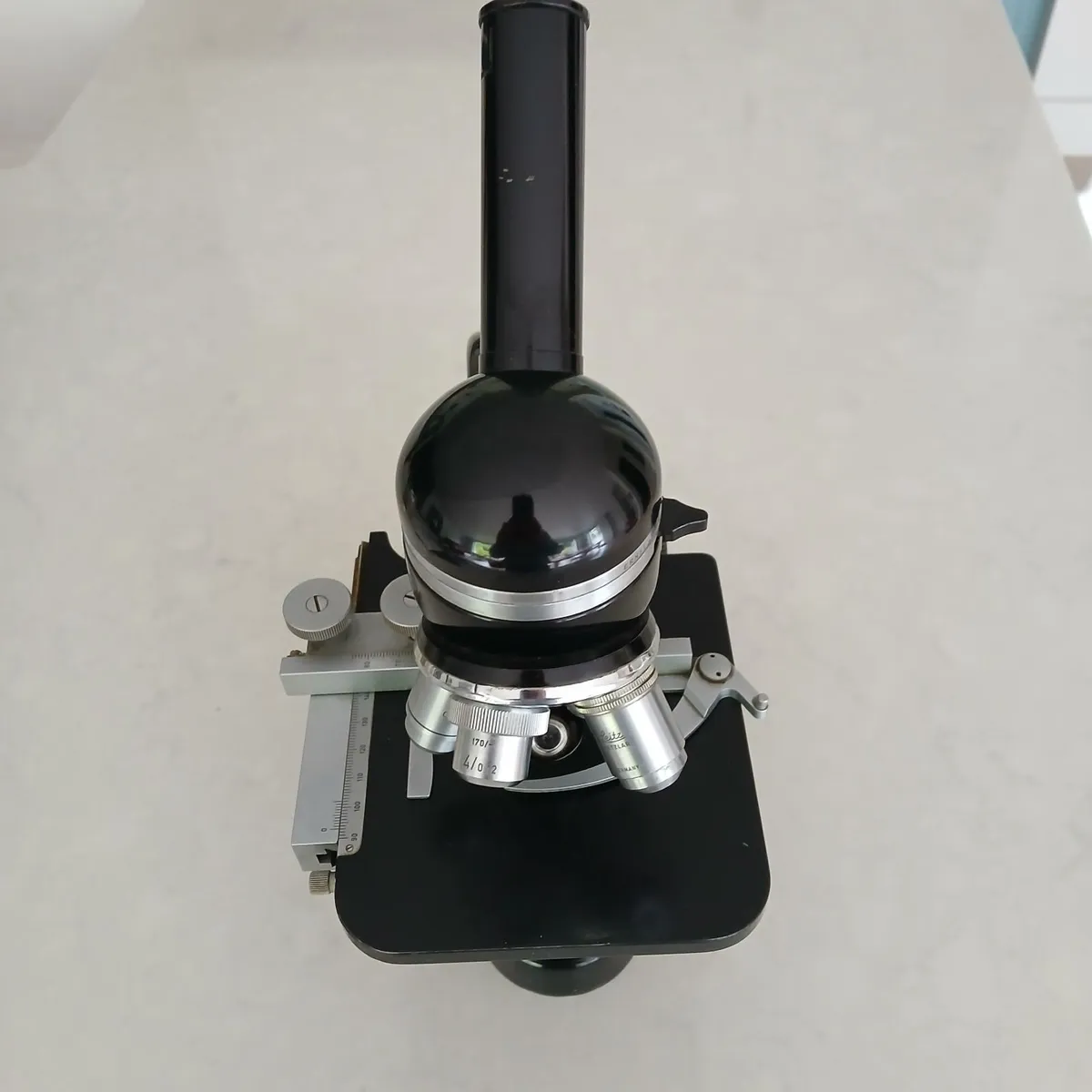 Leitz microscope - Image 2