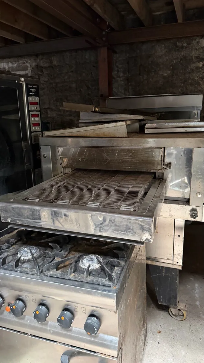 Pizza oven - Image 1