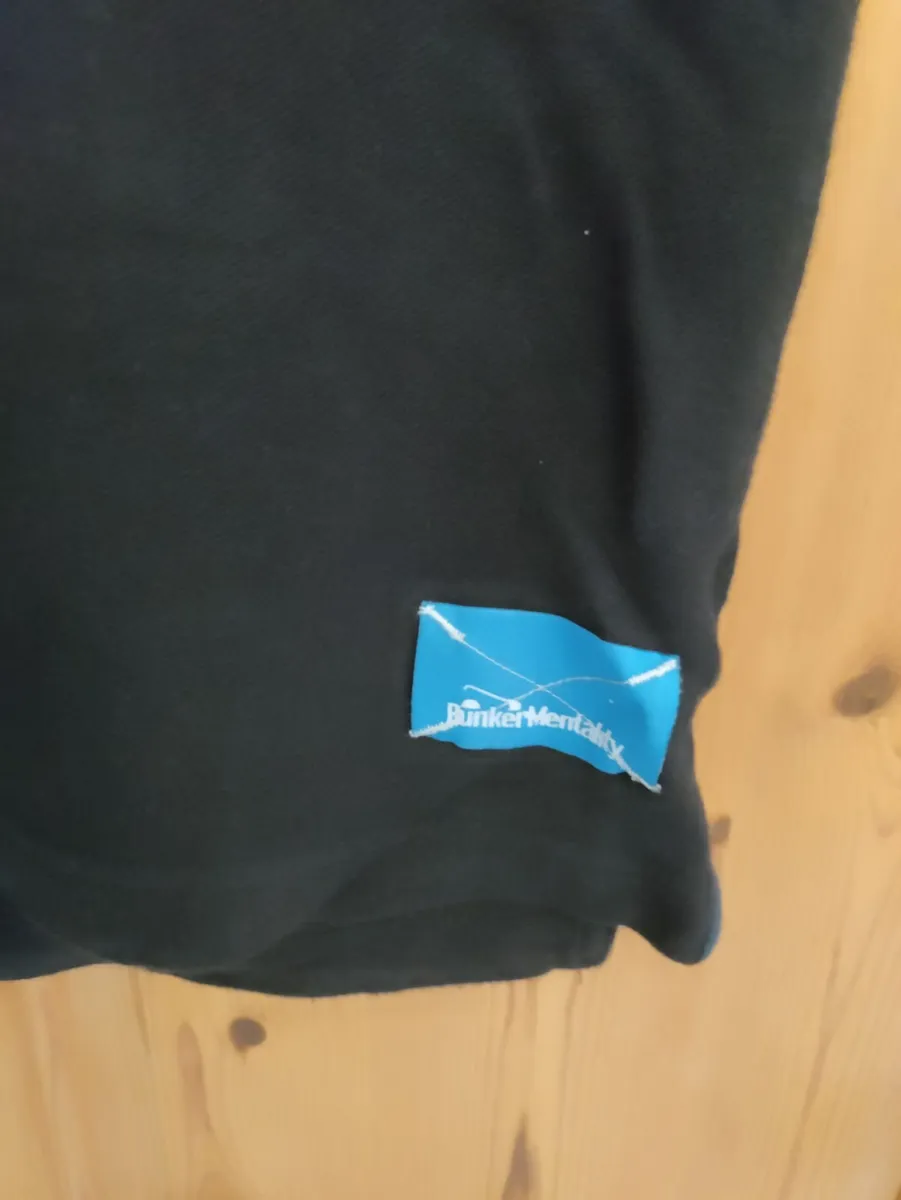 Bunker Mentality Golf shirt L - Image 3