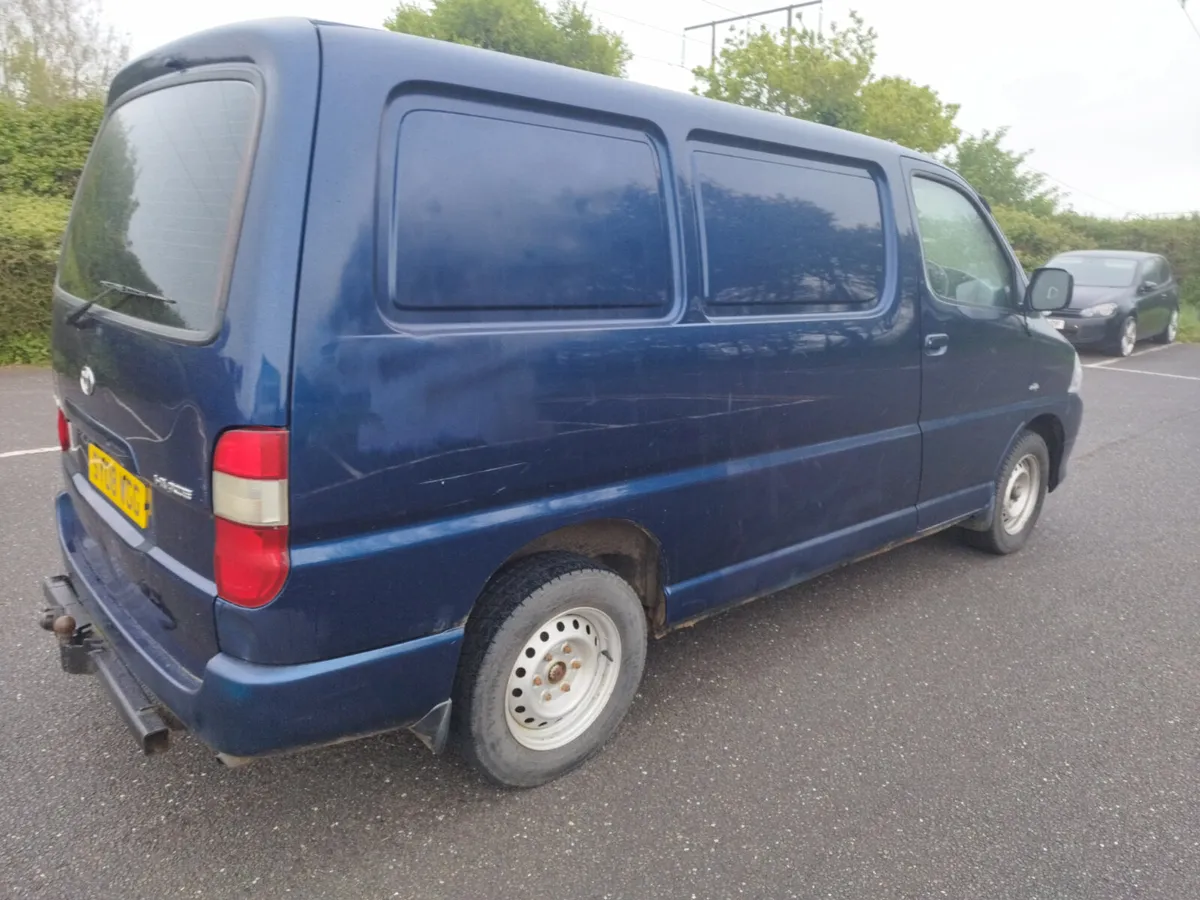 2008 Toyota hiace 2.5 d4d swb - Image 4
