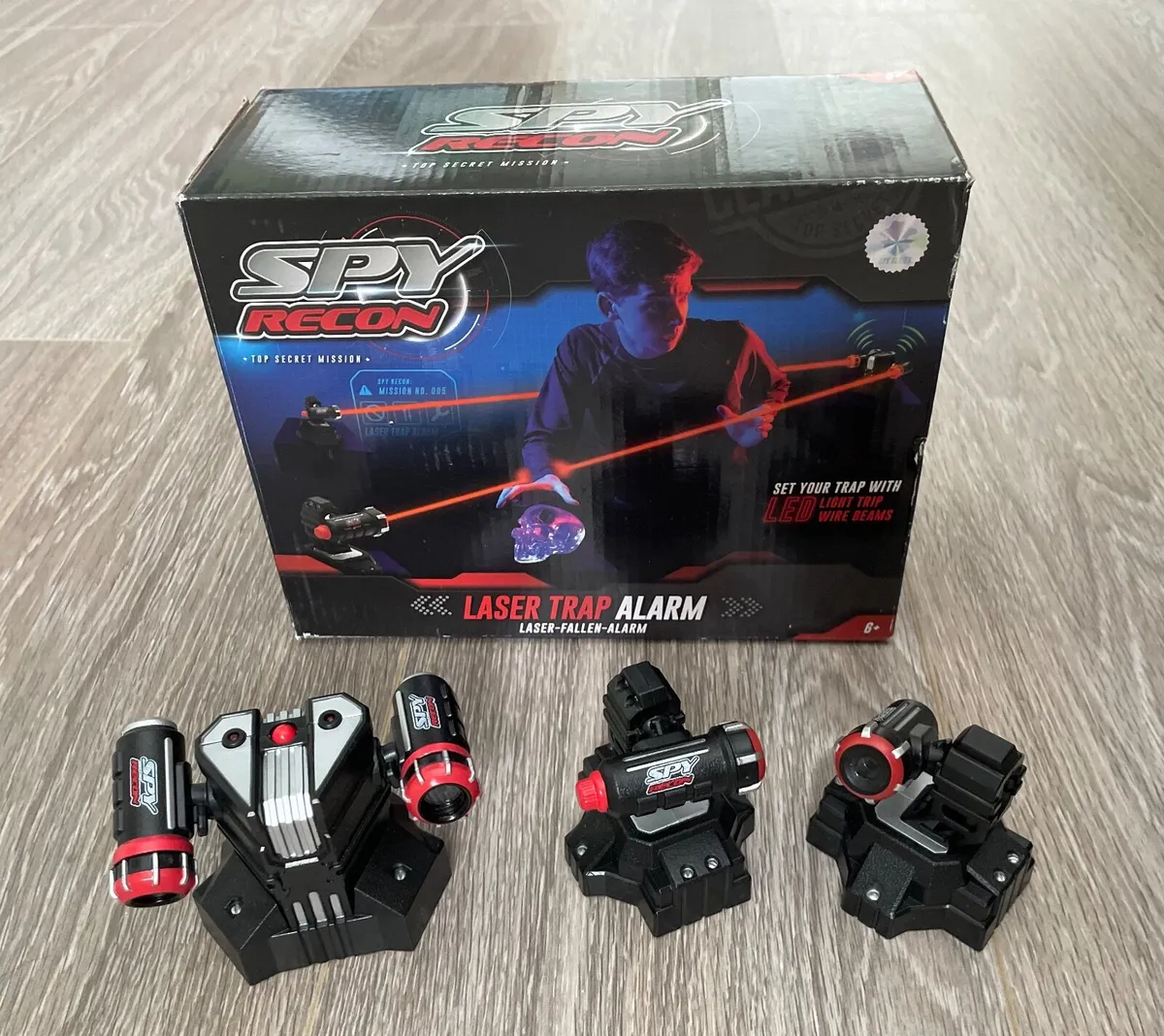 SpyX Lazer Trap Alarm toy set - Image 1