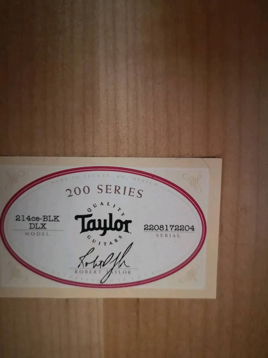 Taylor 214 Deluxe Black - Image 4