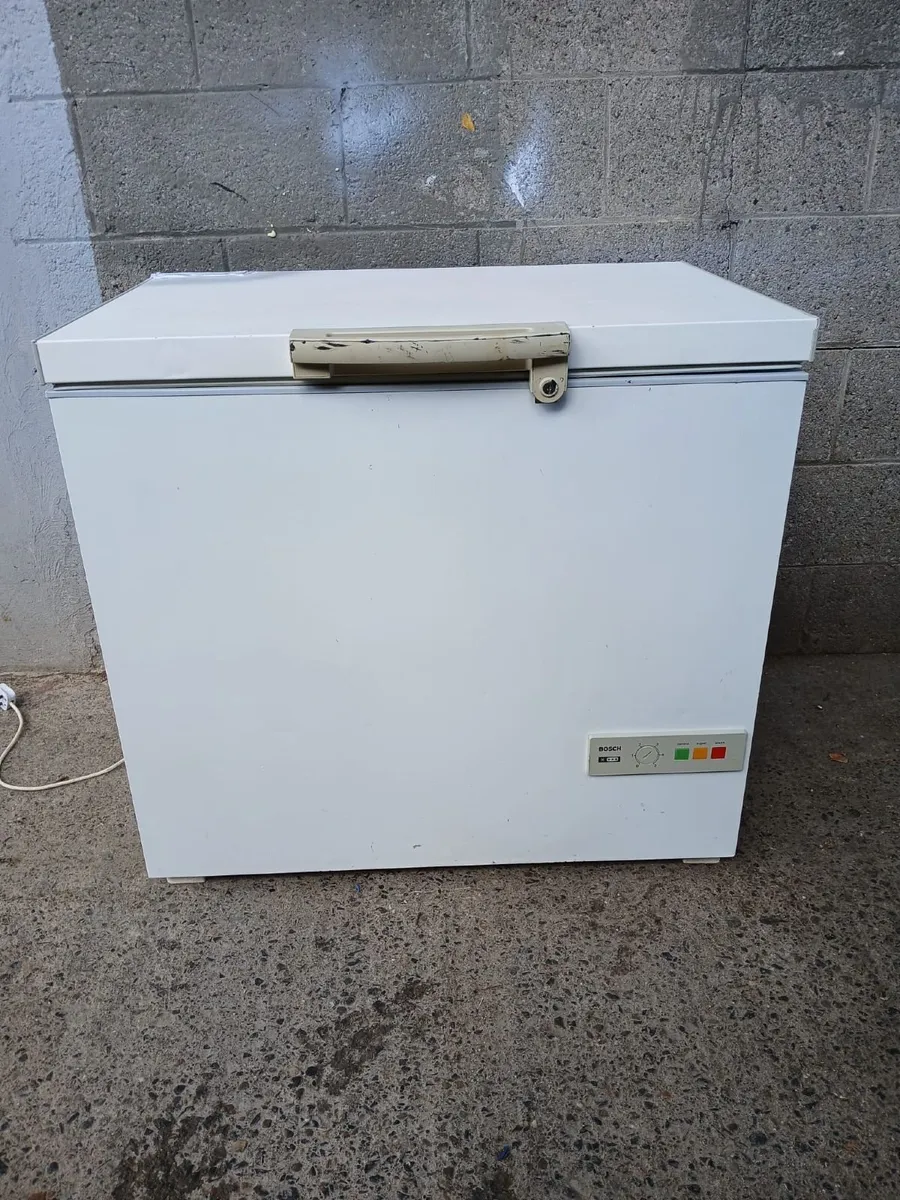 CHEST FREEZER FOR SALE - Image 2