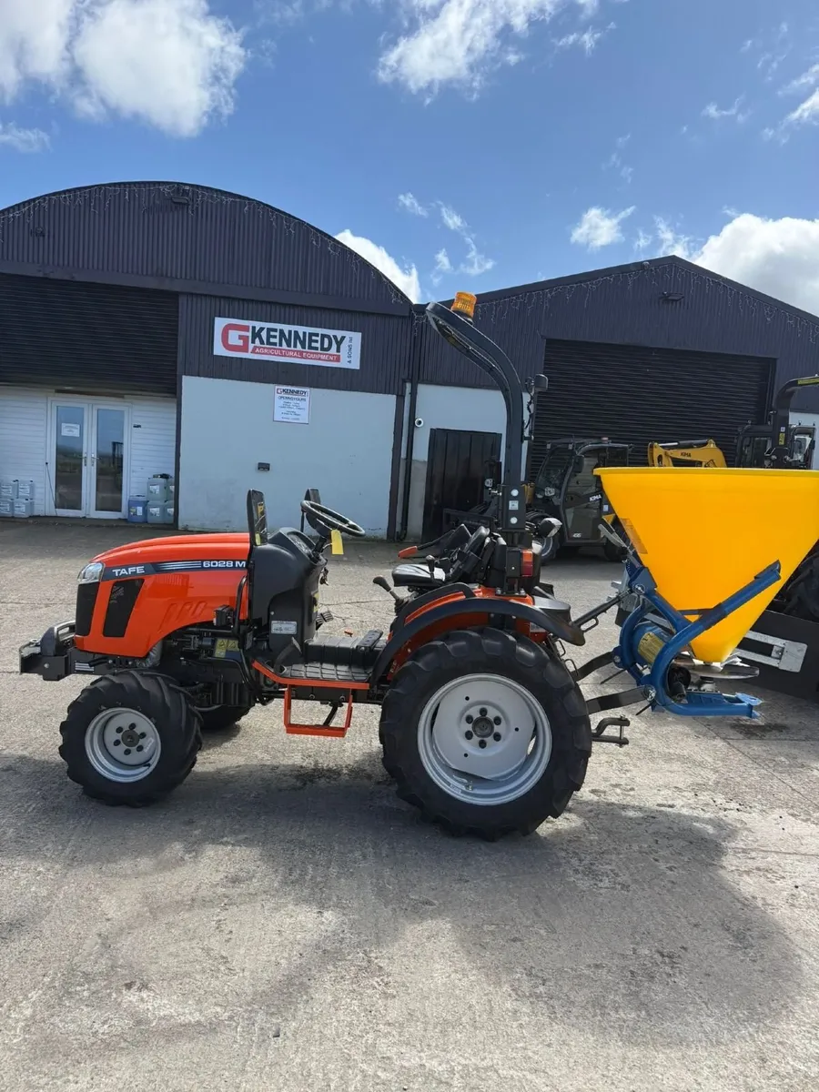 TAFE 6028 M Tractor - Image 4