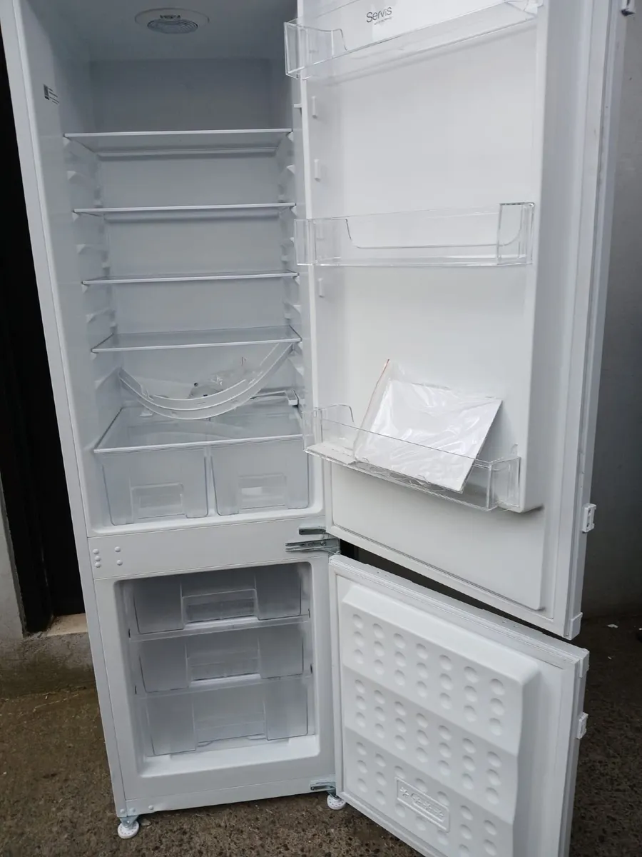 BRAND NEW INTEGRETED FRIDGE AND FREEZER - Image 4