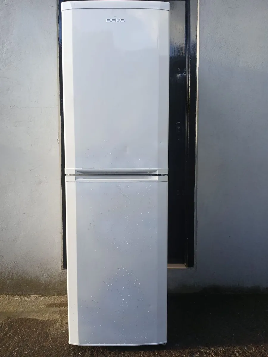 FRIDGE AND FREEZER - Image 3