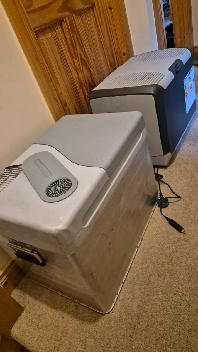 12v 230v portable cooler fridge Caravan campervan - Image 1