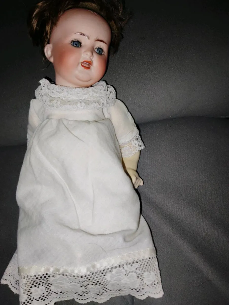 Antique doll and umbrella - Image 4