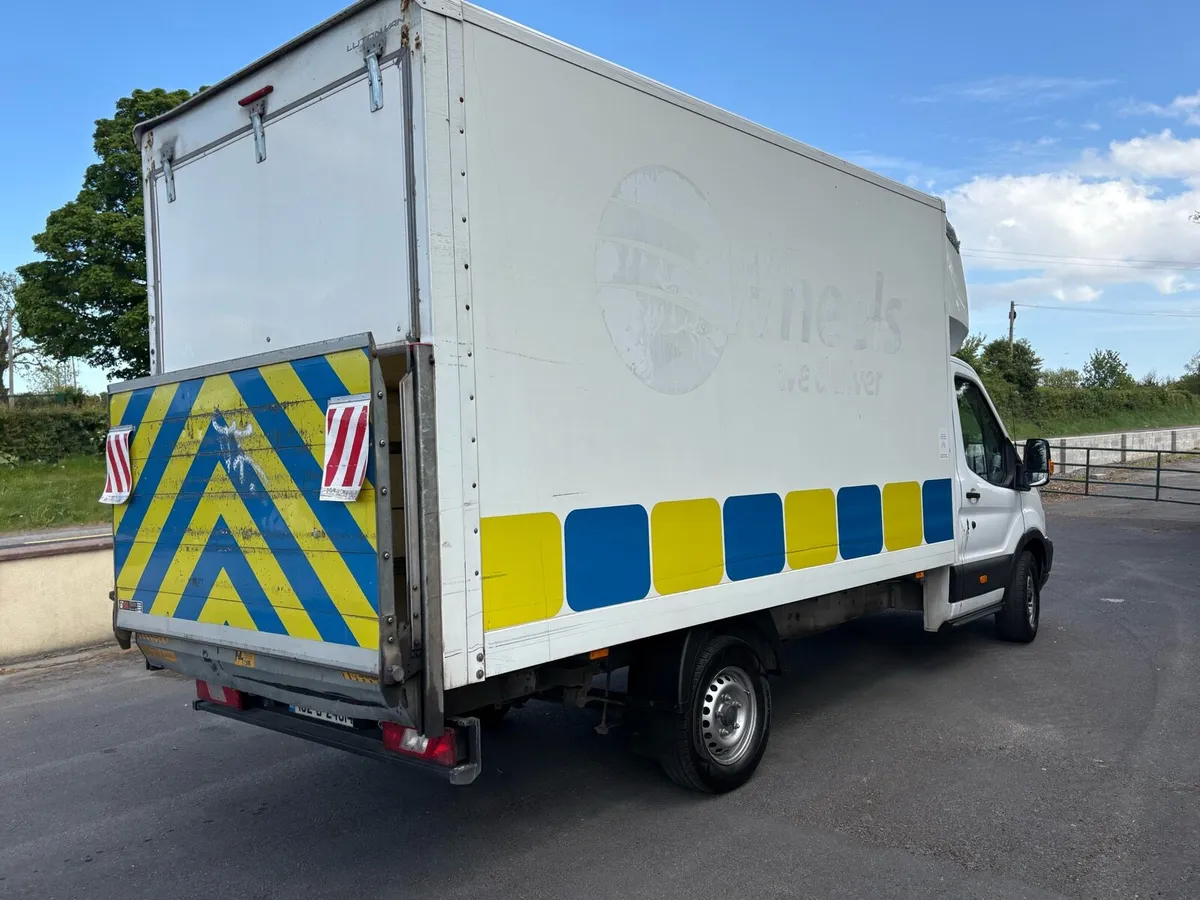 2018 ford Tranist box tail lift tax 10/26 doe5/27 - Image 4
