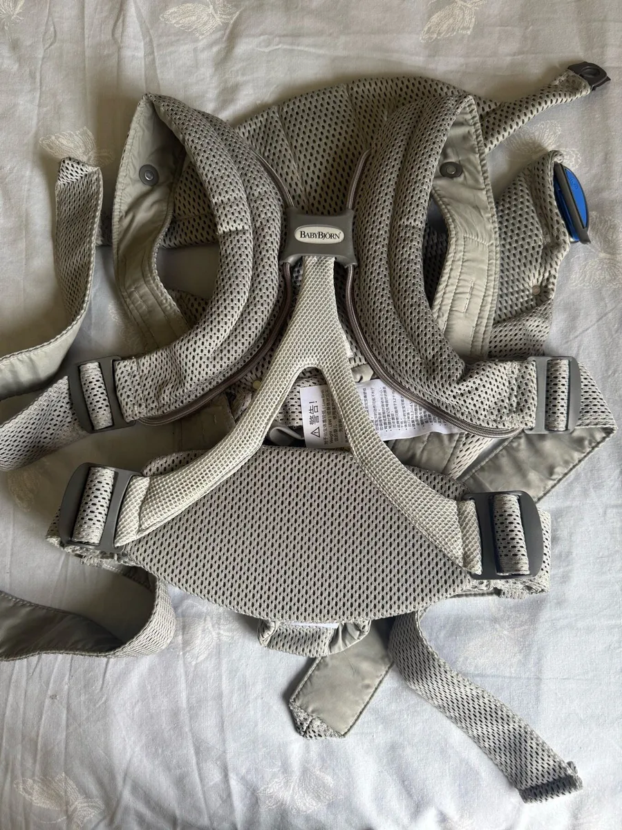 Baby Bjorn baby carrier - Image 2