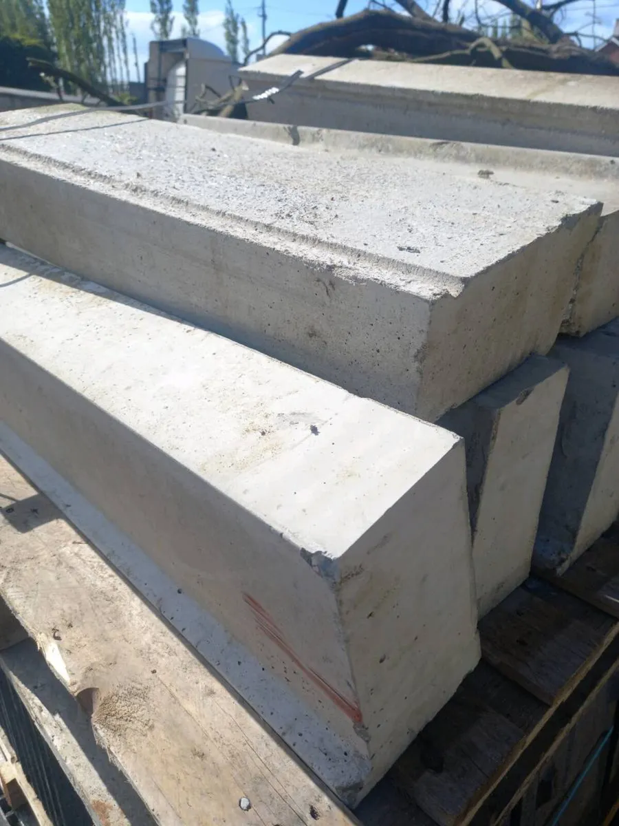 Leftover various concrete produce - Image 2