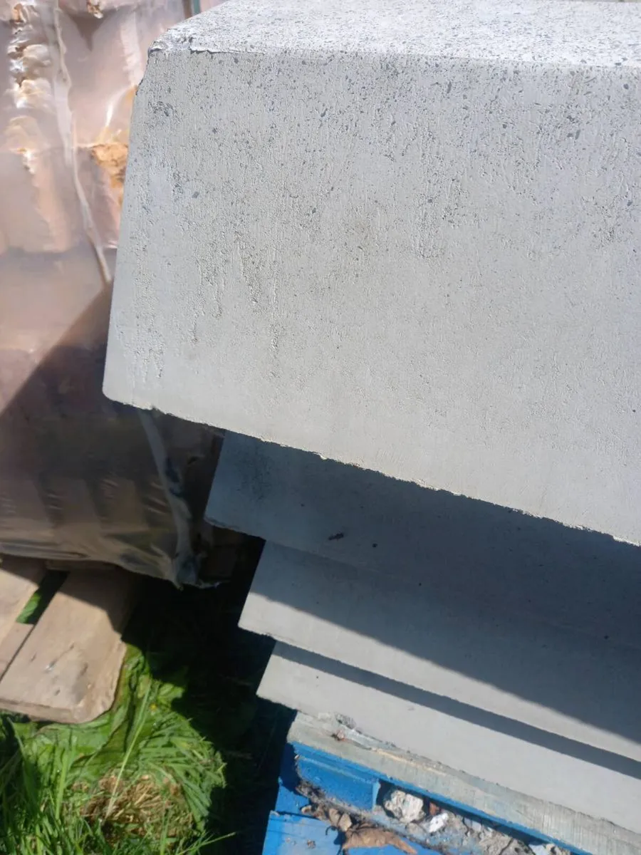 Leftover various concrete produce - Image 4