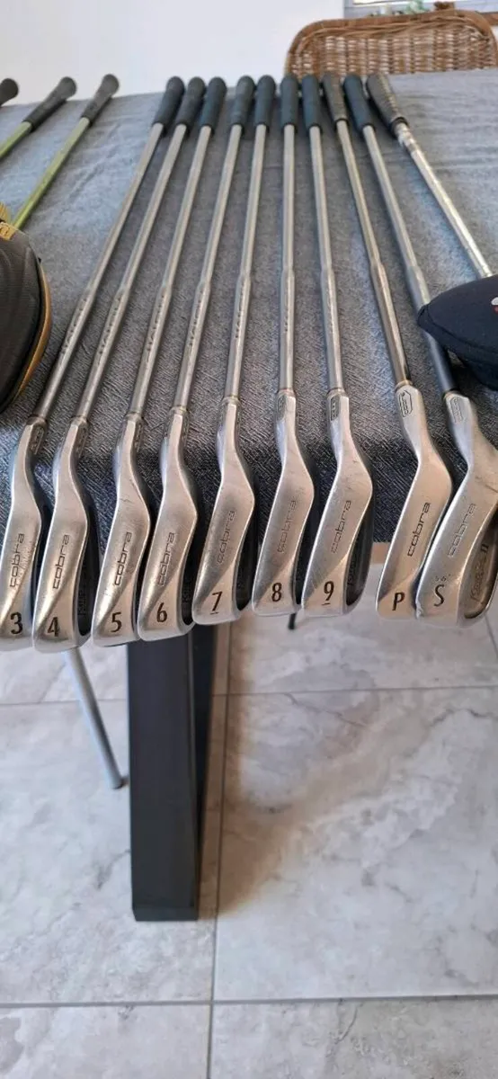 Golf clubs - Image 1