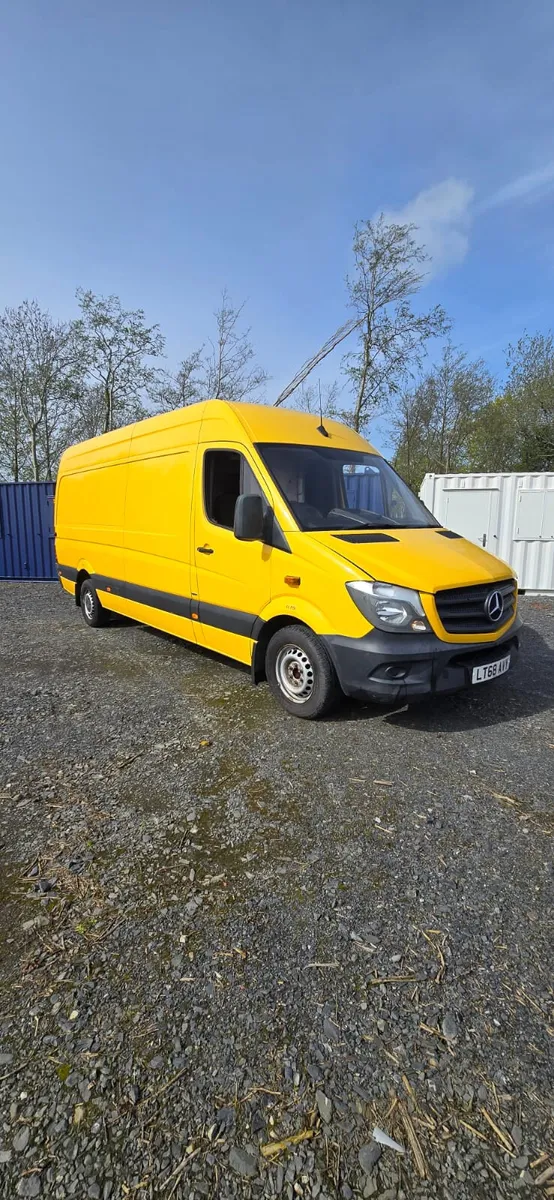 Mercedes-Benz Sprinter 2018 - Image 2