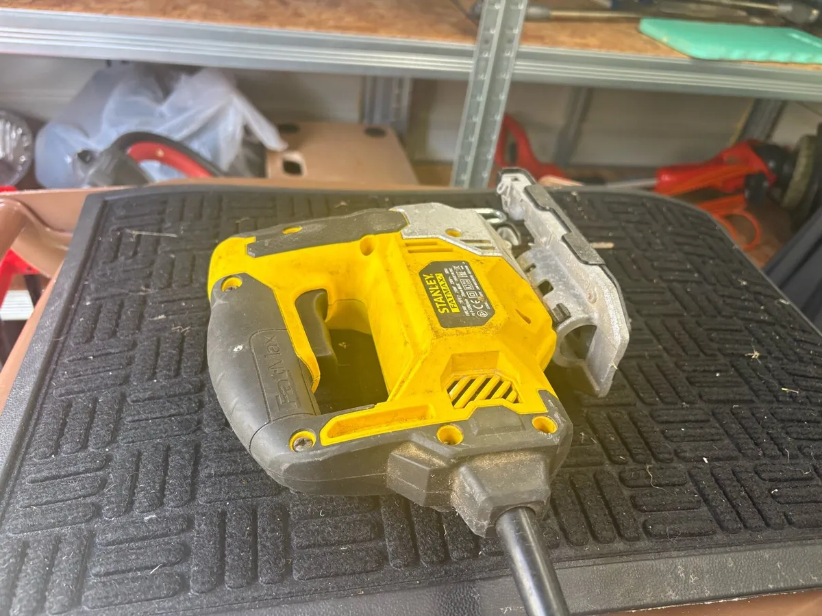 Power tools €30 each both €60 - Image 4