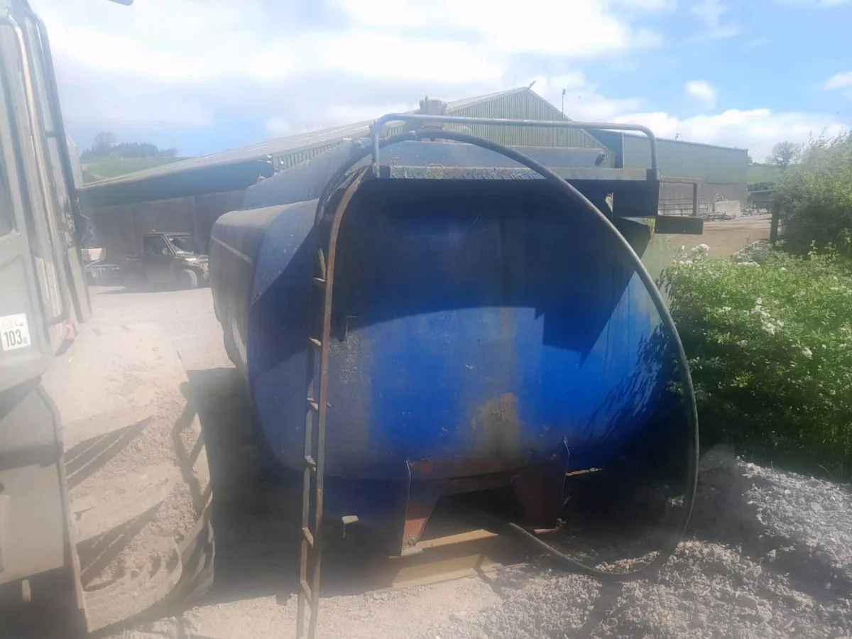 Large steel tanks - Image 2