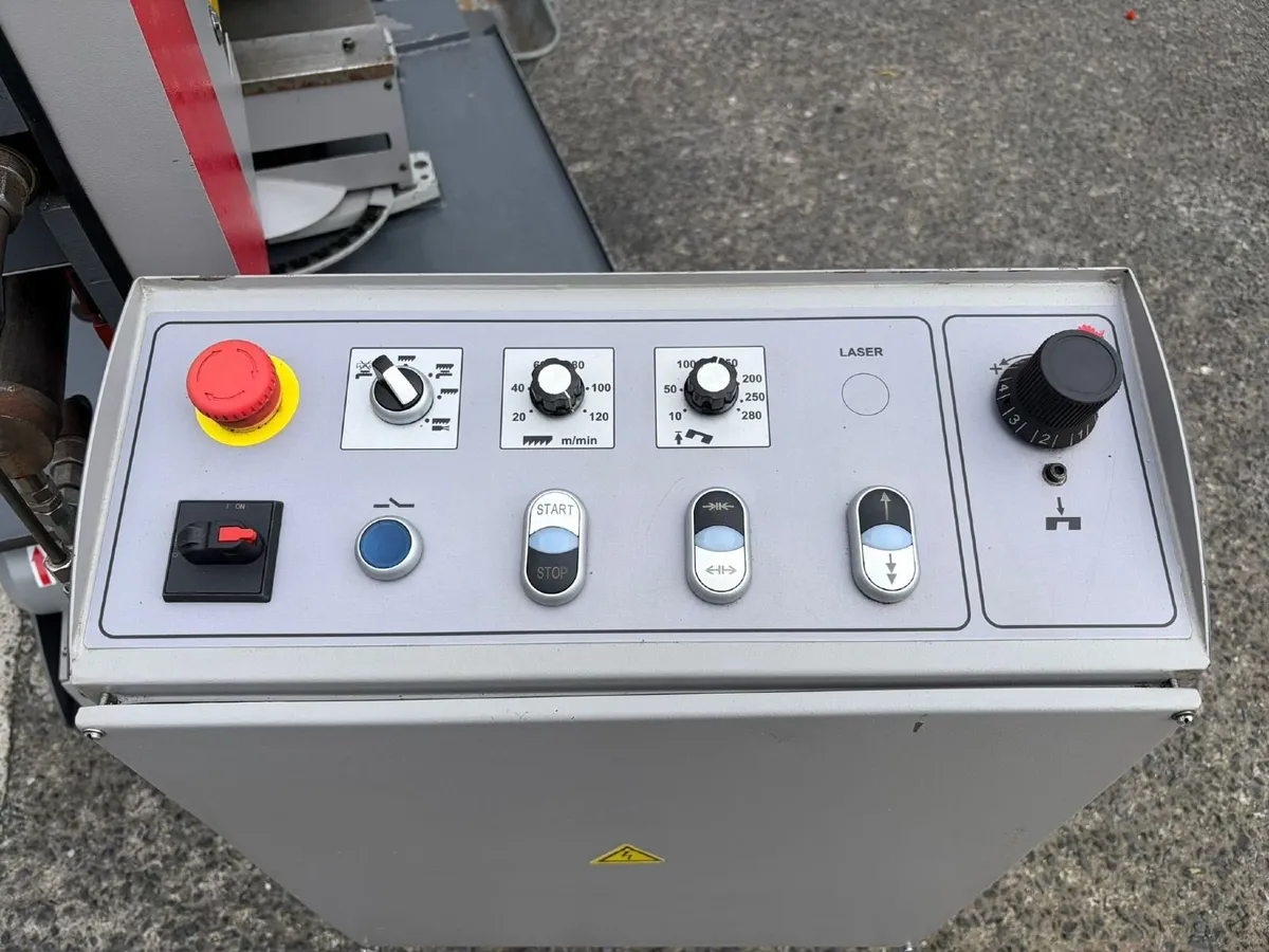 Used Bomar Semi-Auto Bandsaw – Only 6 Months Old - Image 3