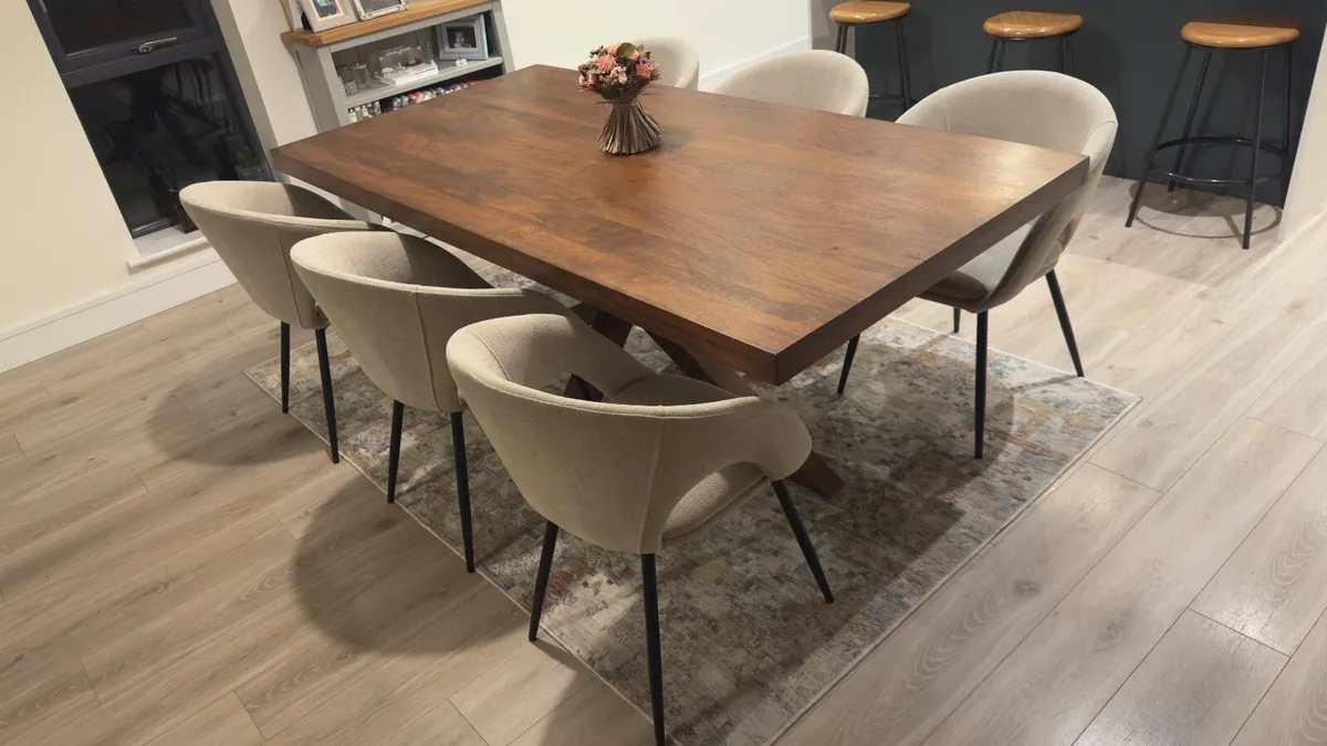 Murphy Home Dining set - Image 3