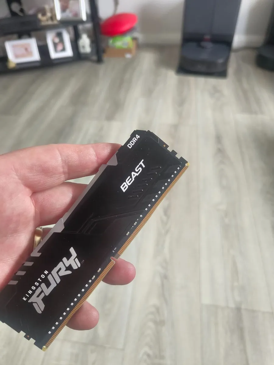 Kingston Fury Beast  16 gb  3200.HZ - Image 1