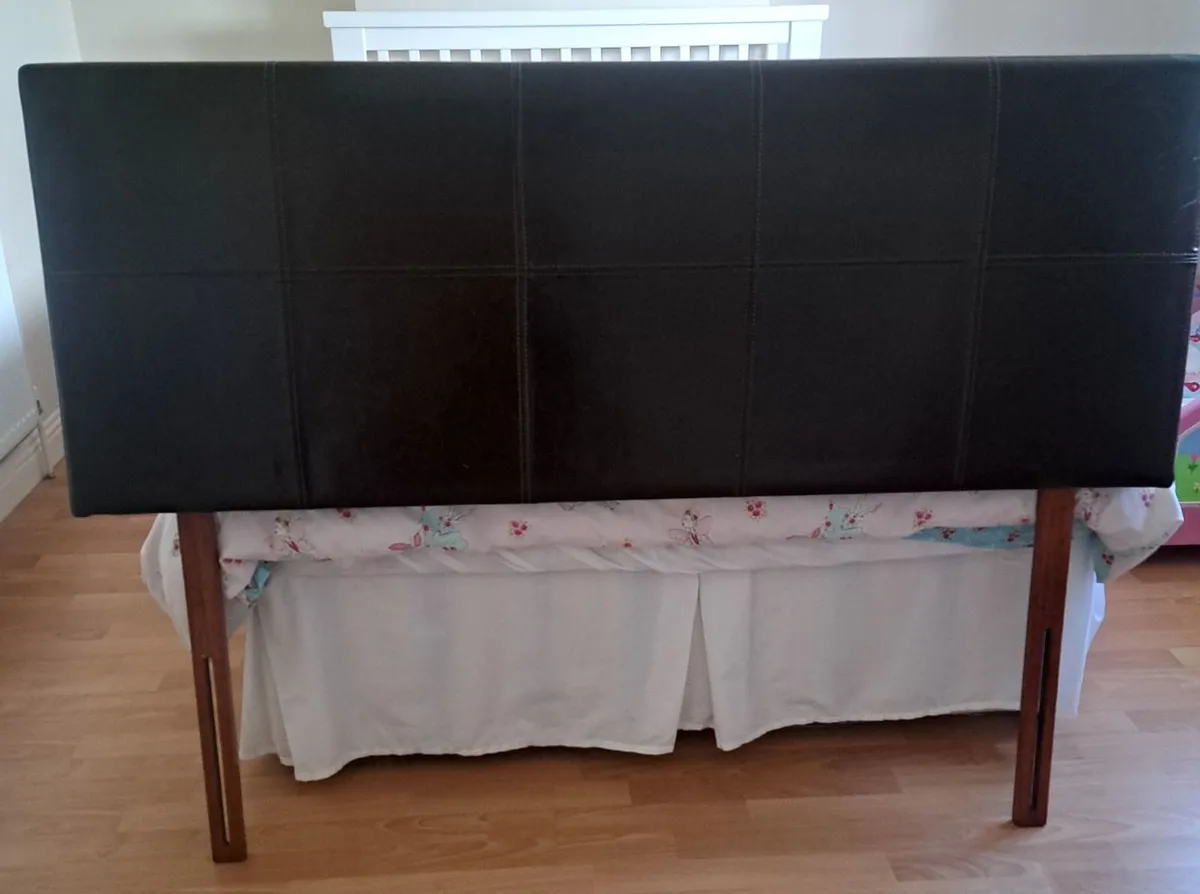 King size bed ,leather headboard - Image 1
