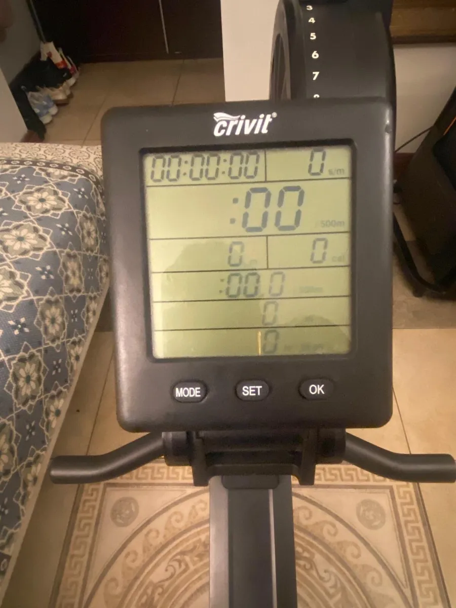 Rowing machine - Image 2