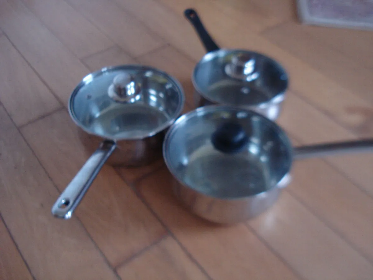 3 STAINLESS STEEL UNUSED COOKING POTS. - Image 2