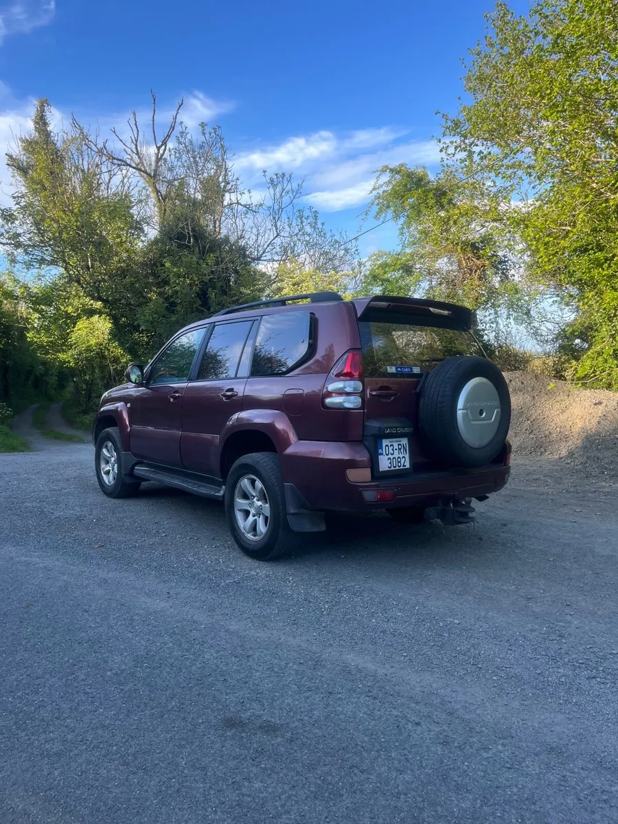 Land Cruiser crew cab - Image 2