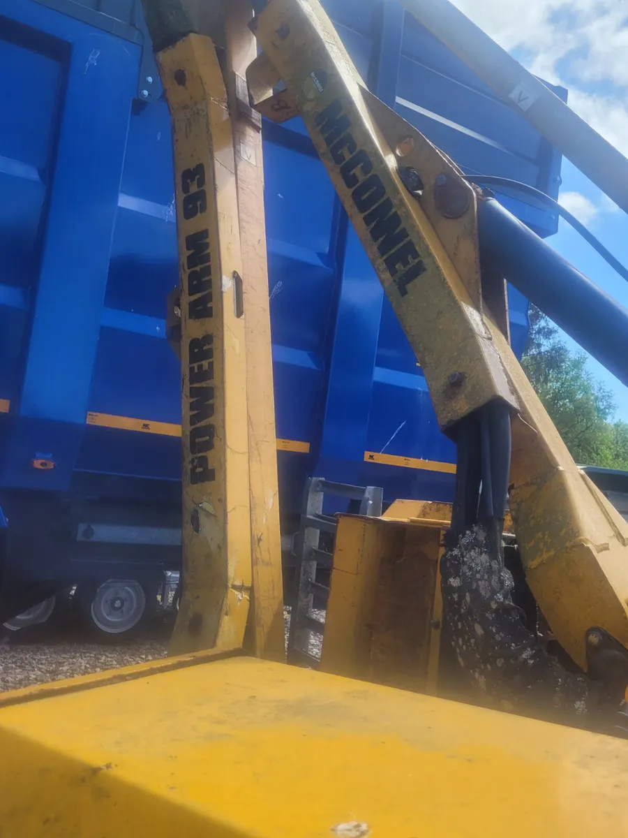 McConnell Power Arm 93 Hedgecutter - Image 3