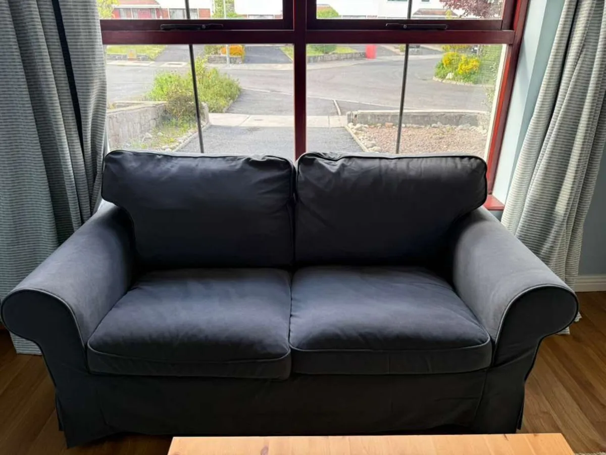 Couches/Sofas -  2-seat couch/sofa X2 - Image 1