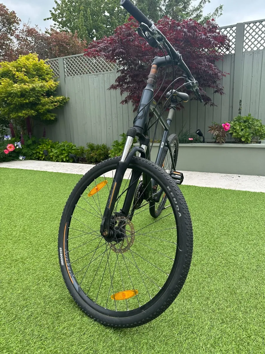 Scott Hybrid Bike 700c – 27 Speed – Large Frame - Image 2