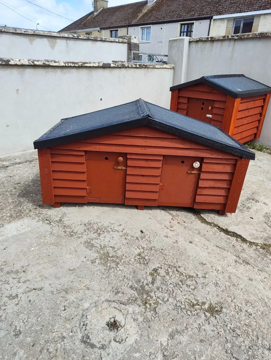 Dog boxes - Image 1