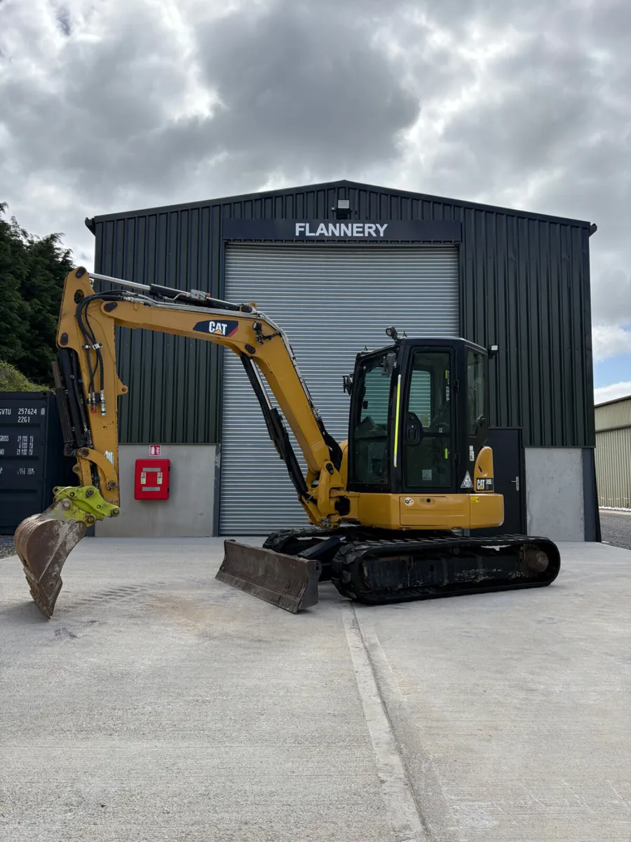 Cat 305 2019 - Image 1