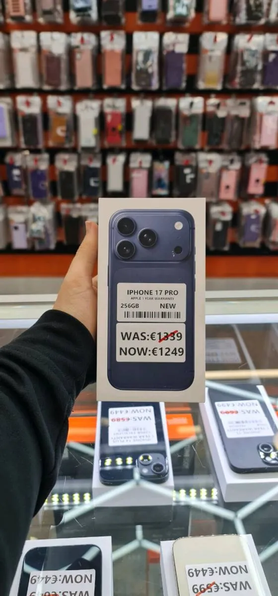 IPhone 17 Pro 256GB NEW Blue unlocked