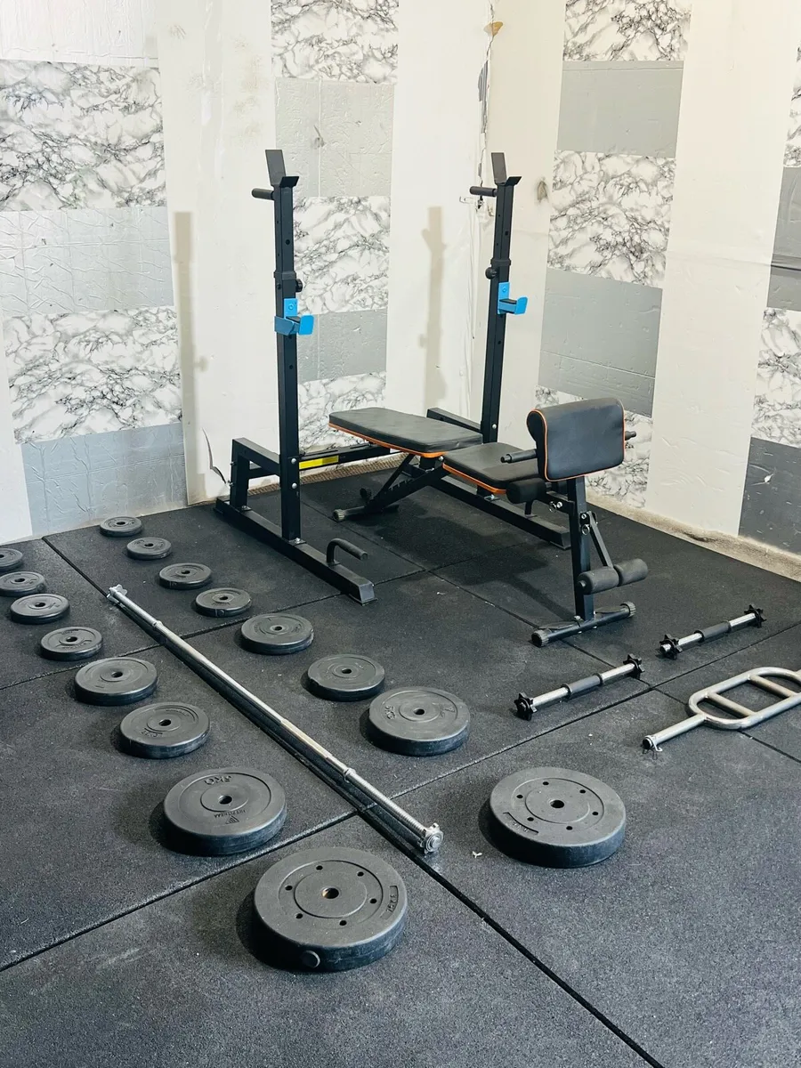 Gym equipment - Image 1