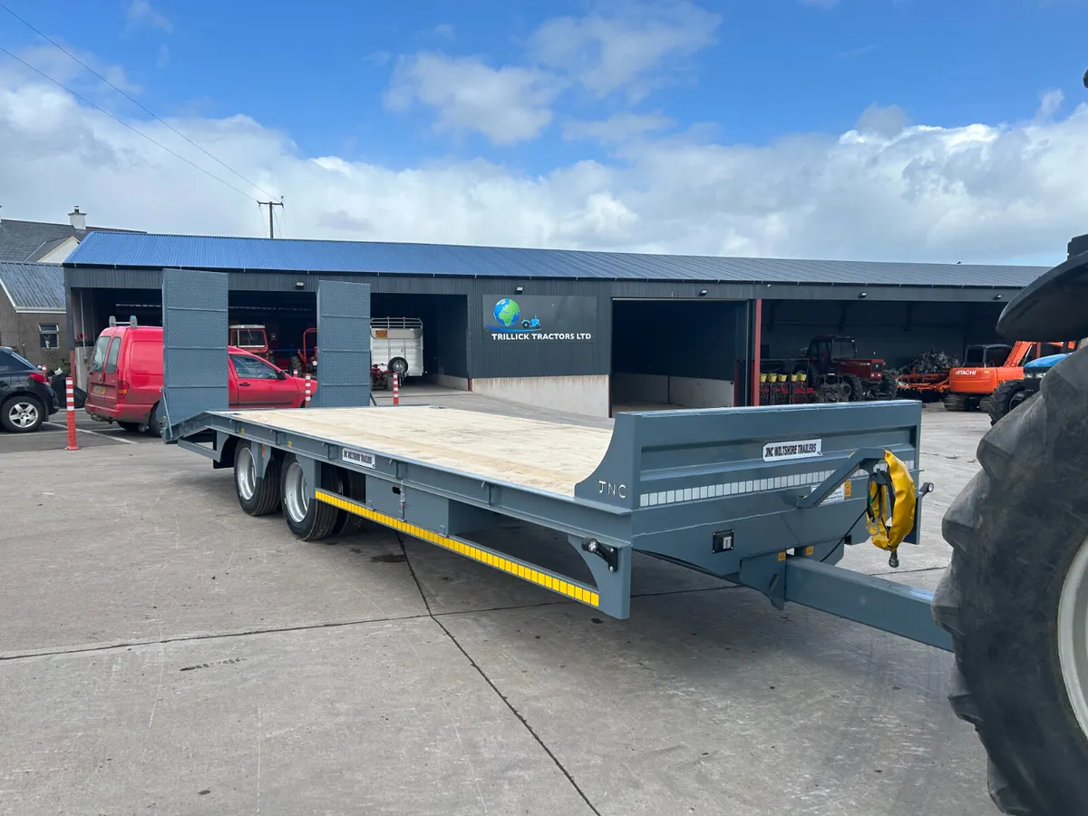 * New 19 Tonne JNC Low-Loader * - Image 1