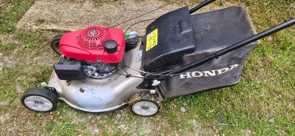 Honda izy mower - Image 2