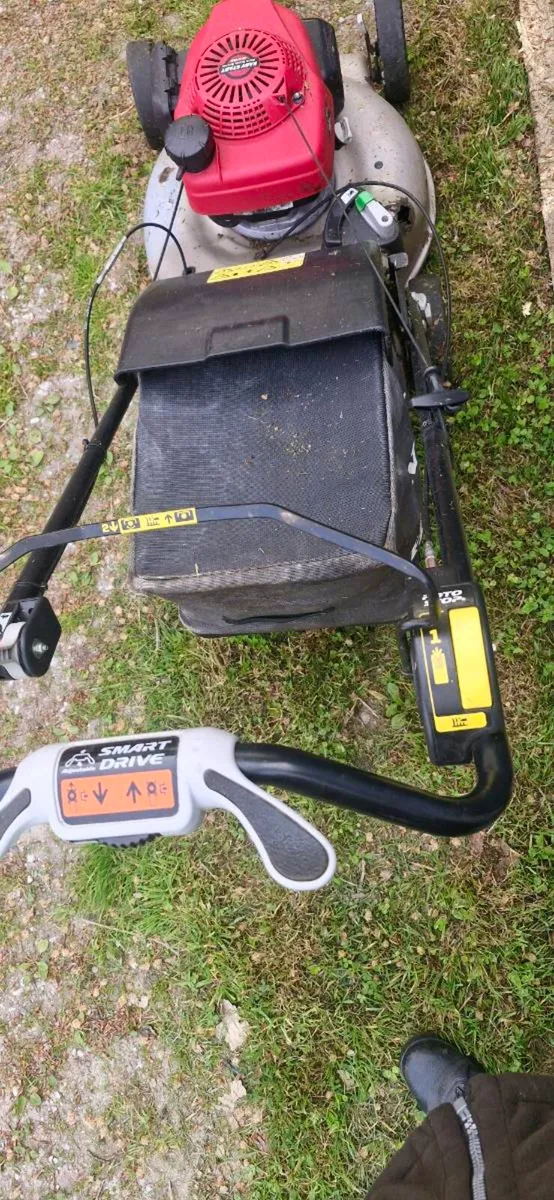 Honda izy mower - Image 4