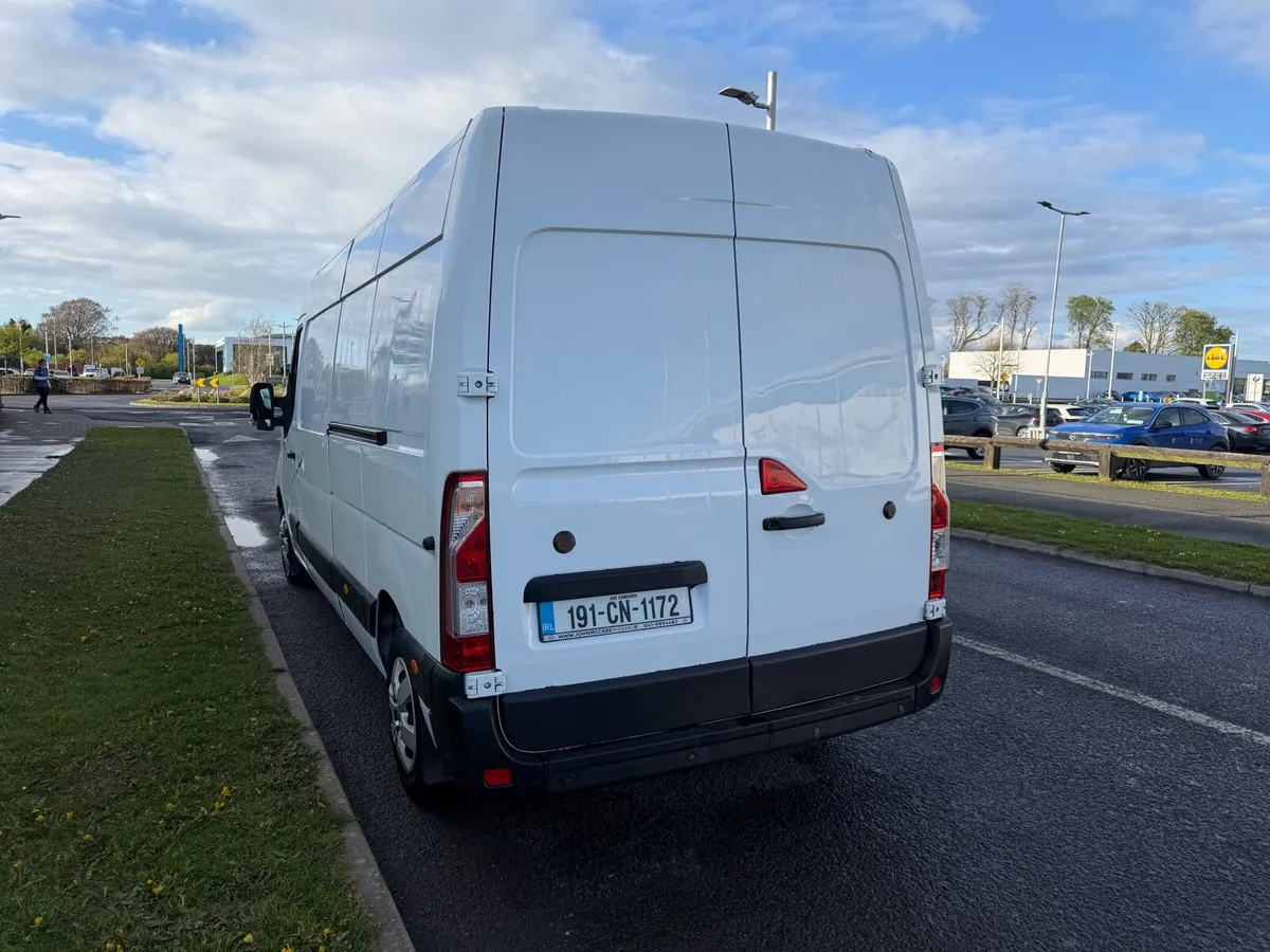 191 NISSAN NV400  HIGH ROOF TAX 07/26 - Image 3