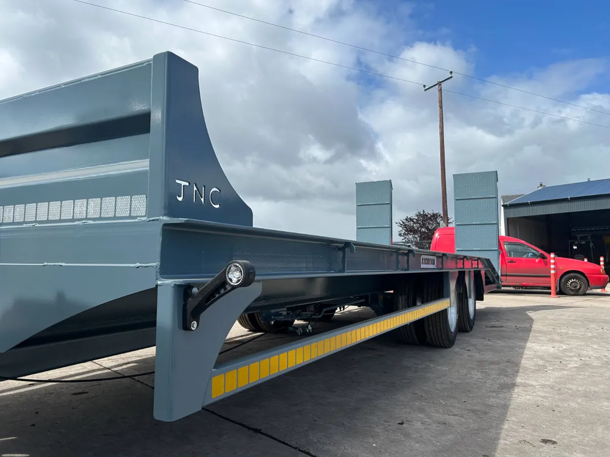 * New 19 Tonne JNC Low-Loader * - Image 3