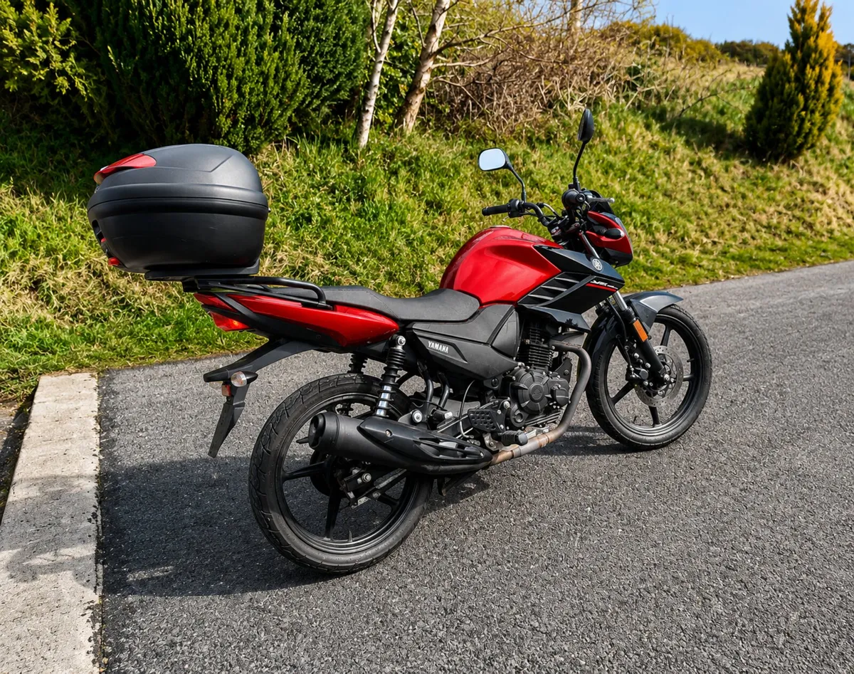 🌟2021 Yamaha YS125 – ONLY 982kms – from new🌟 - Image 2