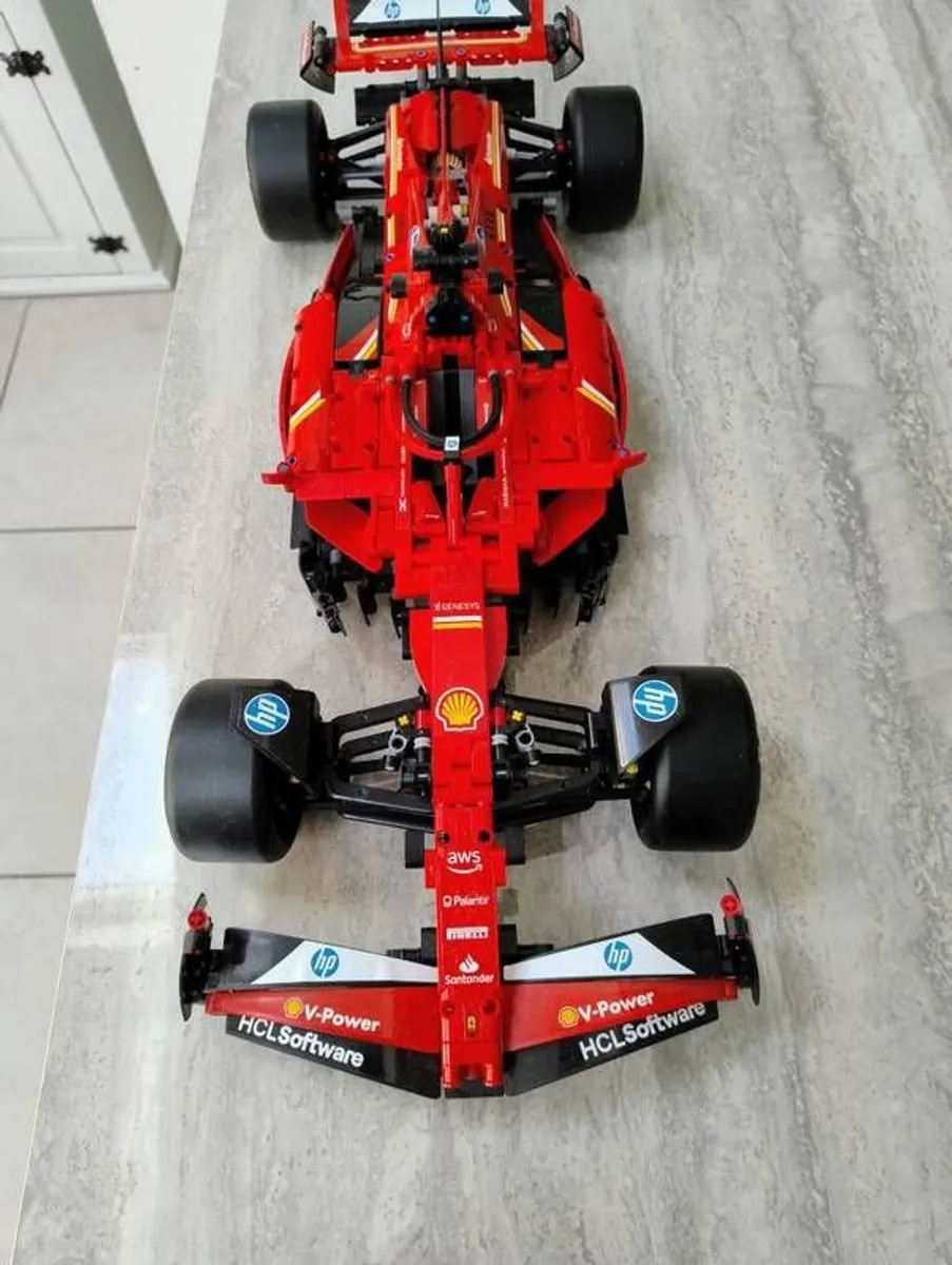 Lego Ferrari - Image 2