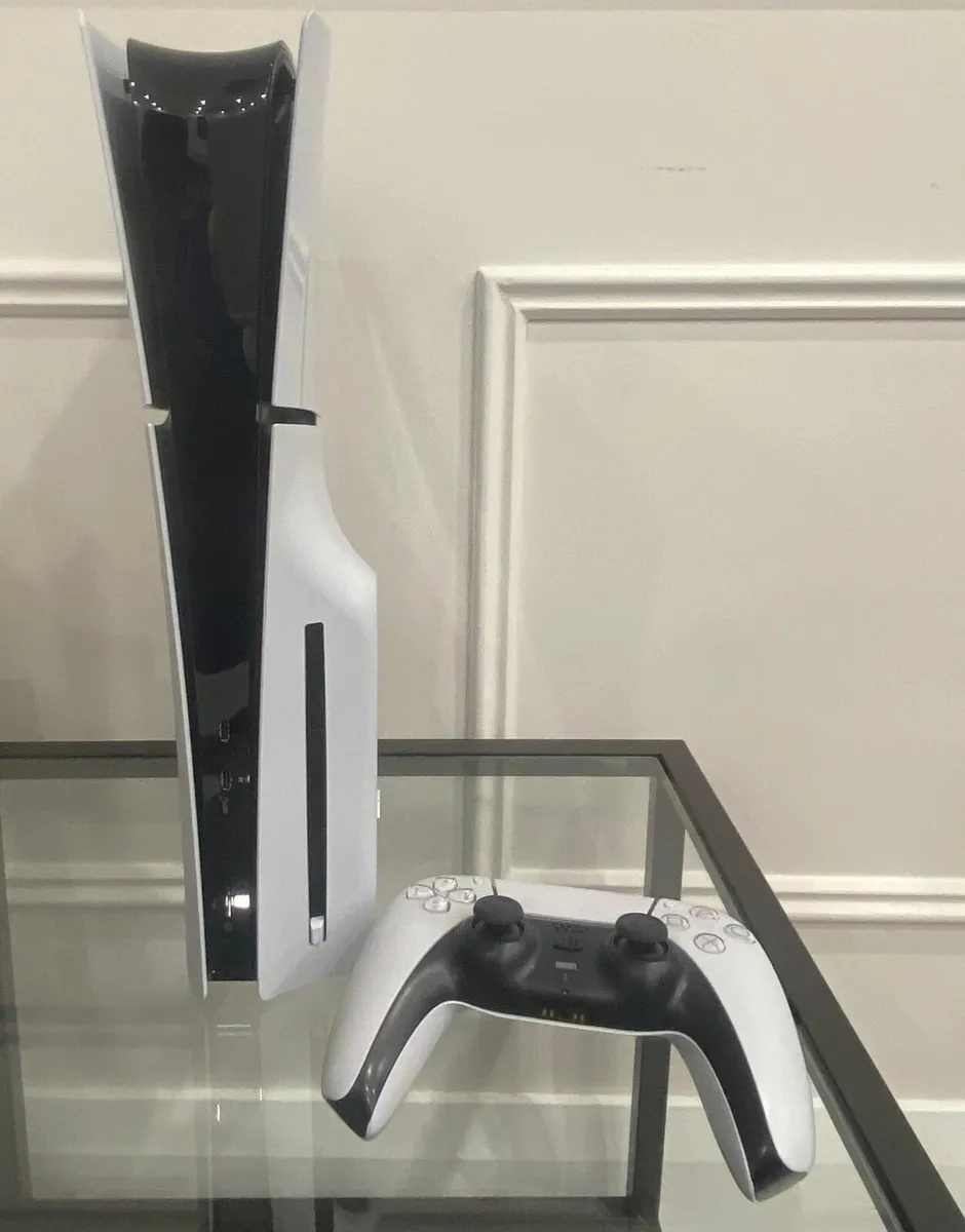 PlayStation 5 - Image 1